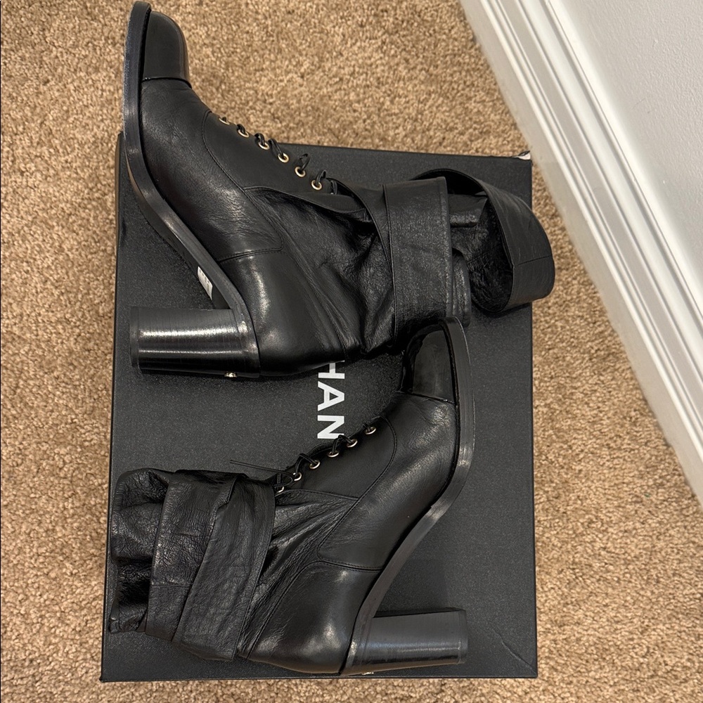 Chanel Lace-Up Ankle Boots Bow Wrap Black Leather Cap Toe Heeled Booties 37.5 - Picture 5 of 12